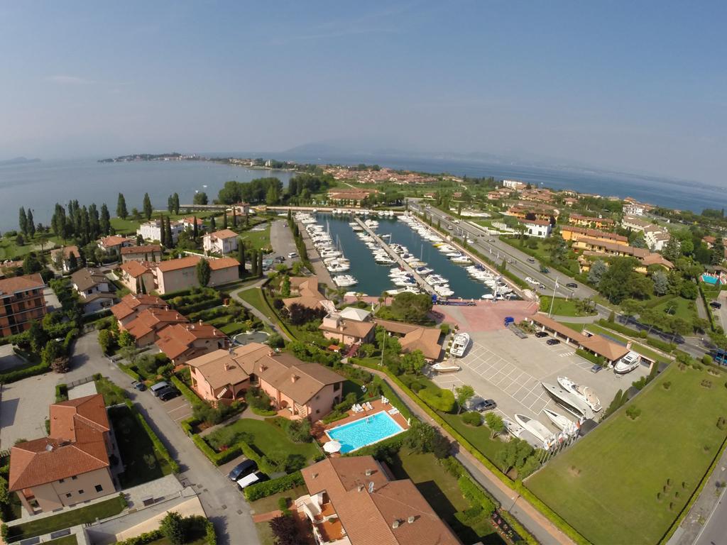 Bellasirmione Holiday Apartments Exterior photo